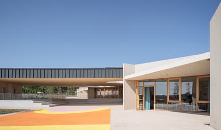 Claudine Hermann School 